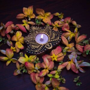 Wooden Carved Golden Lotus Tea-Light